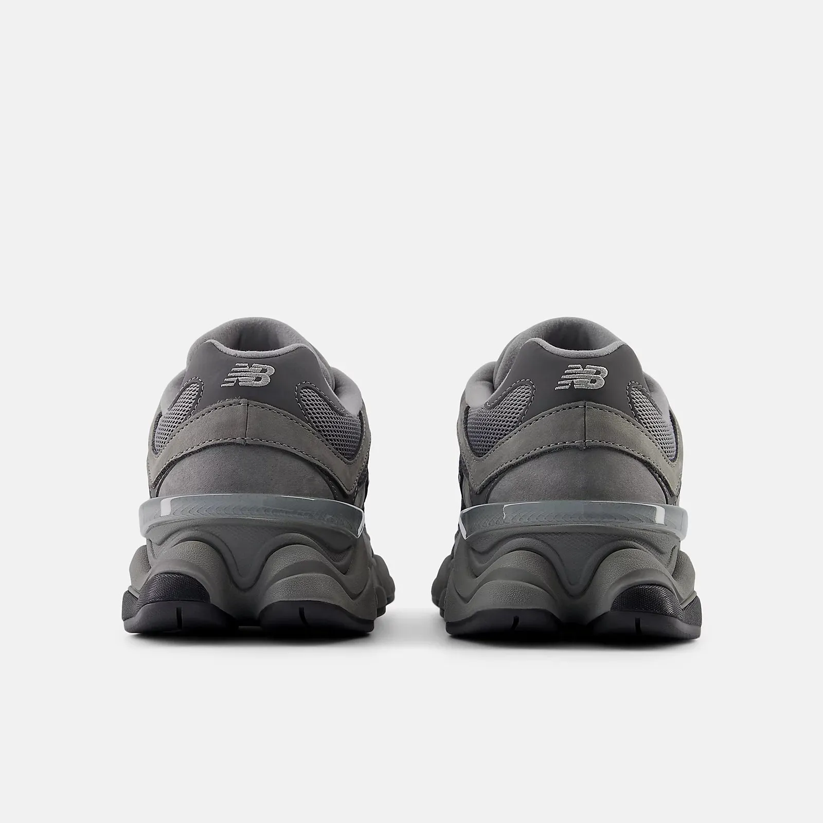 9060 | Shadow Grey/Castlerock/Black