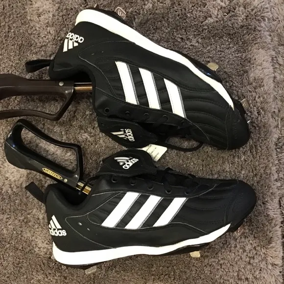 Adidas Baseball Cleat NWT Spinner III Black &amp; White Athletic Shoe SZ 7