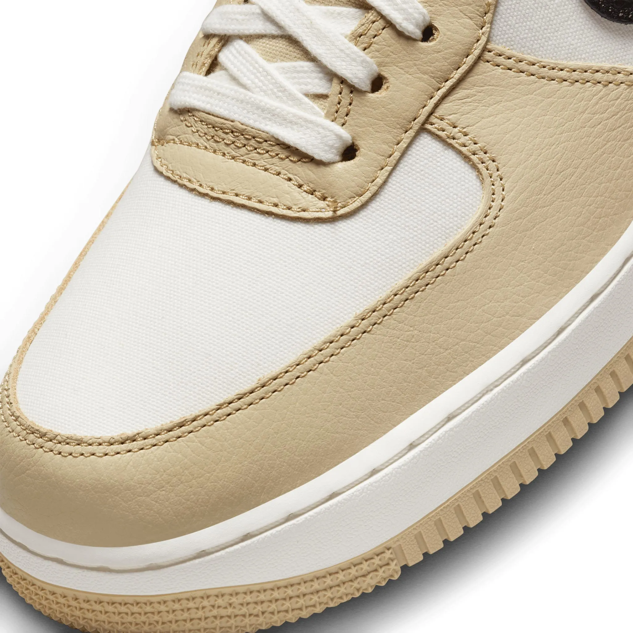 Air Force 1 07 LX DV7186-700 Team Gold
