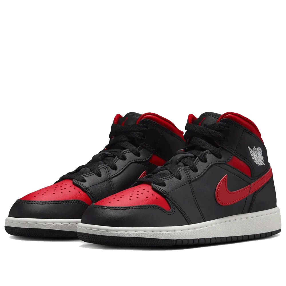Air Jordan 1 Mid Big Kids' Shoes