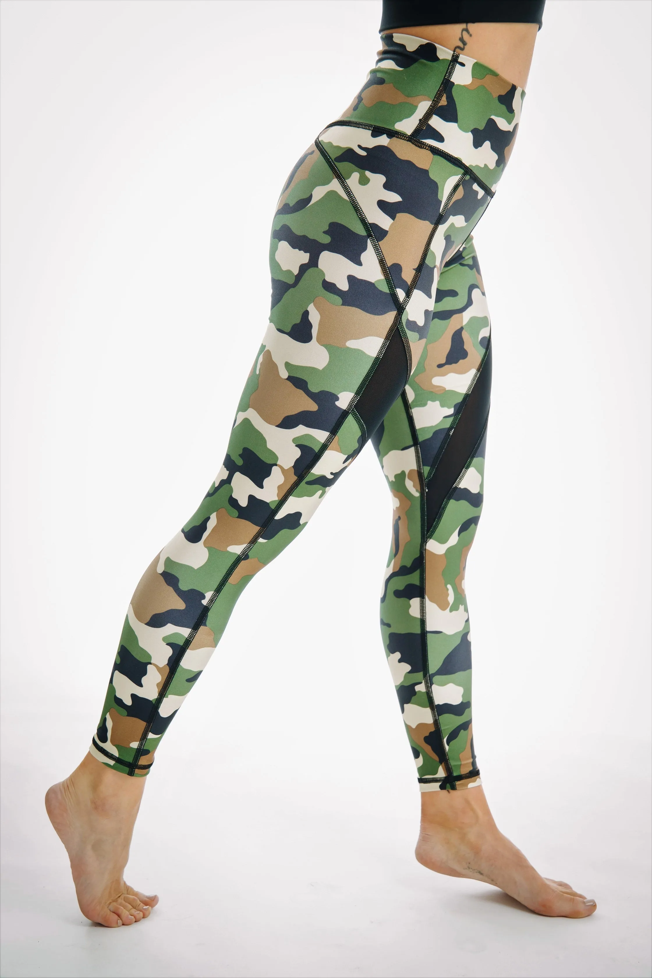 Camo High-Waisted 7/8 Mesh Leggings
