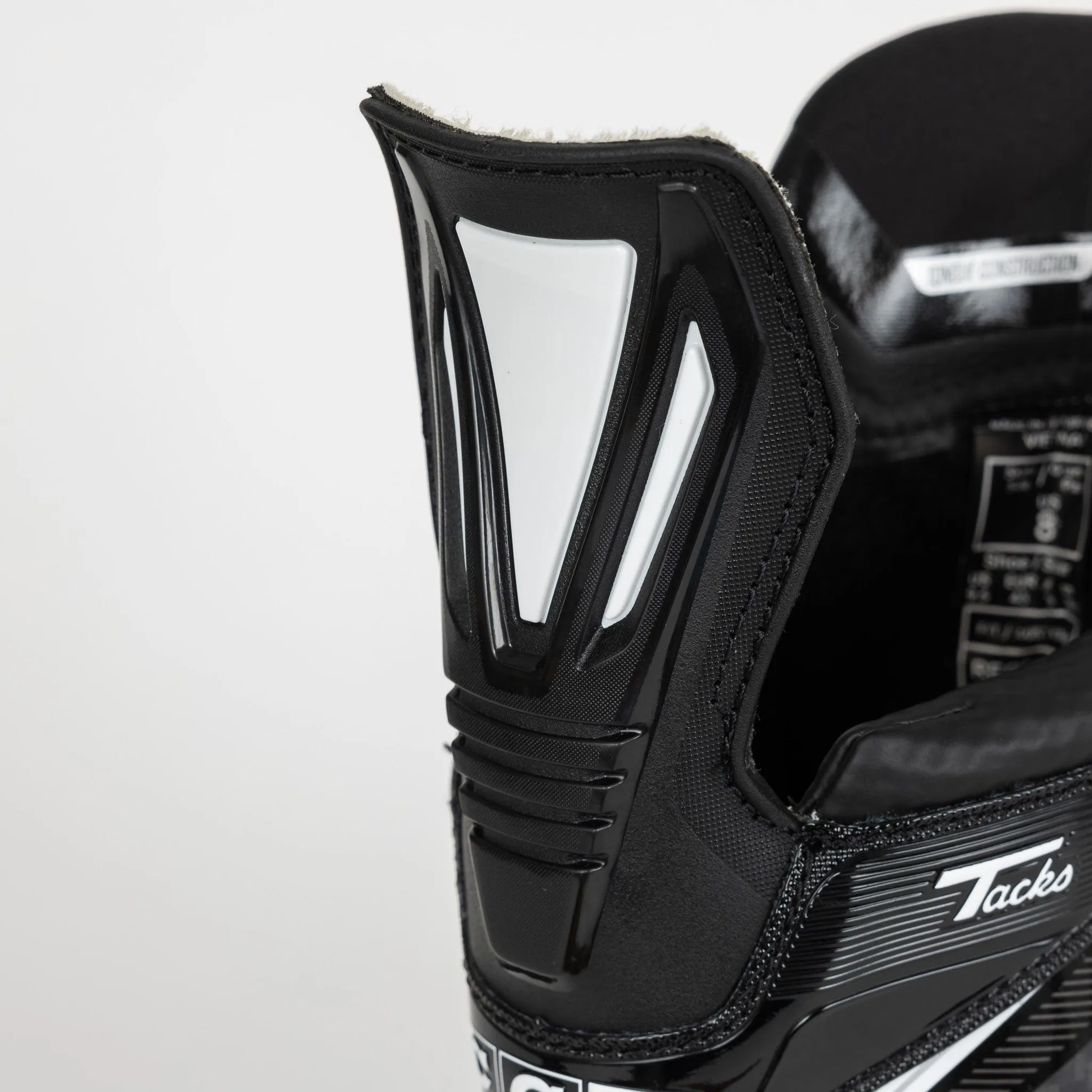 CCM Tacks 652 Pro Hockey Skates - Intermediate