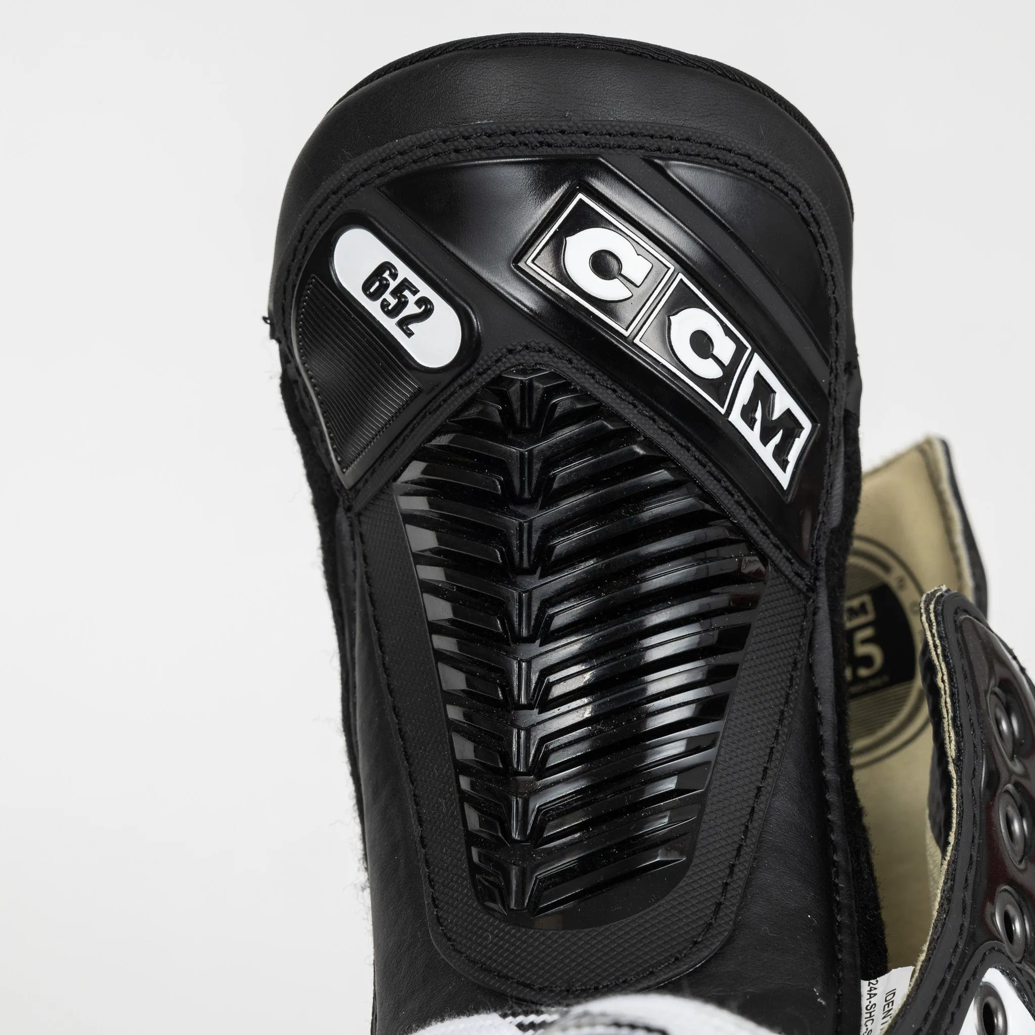 CCM Tacks 652 Pro Hockey Skates - Intermediate