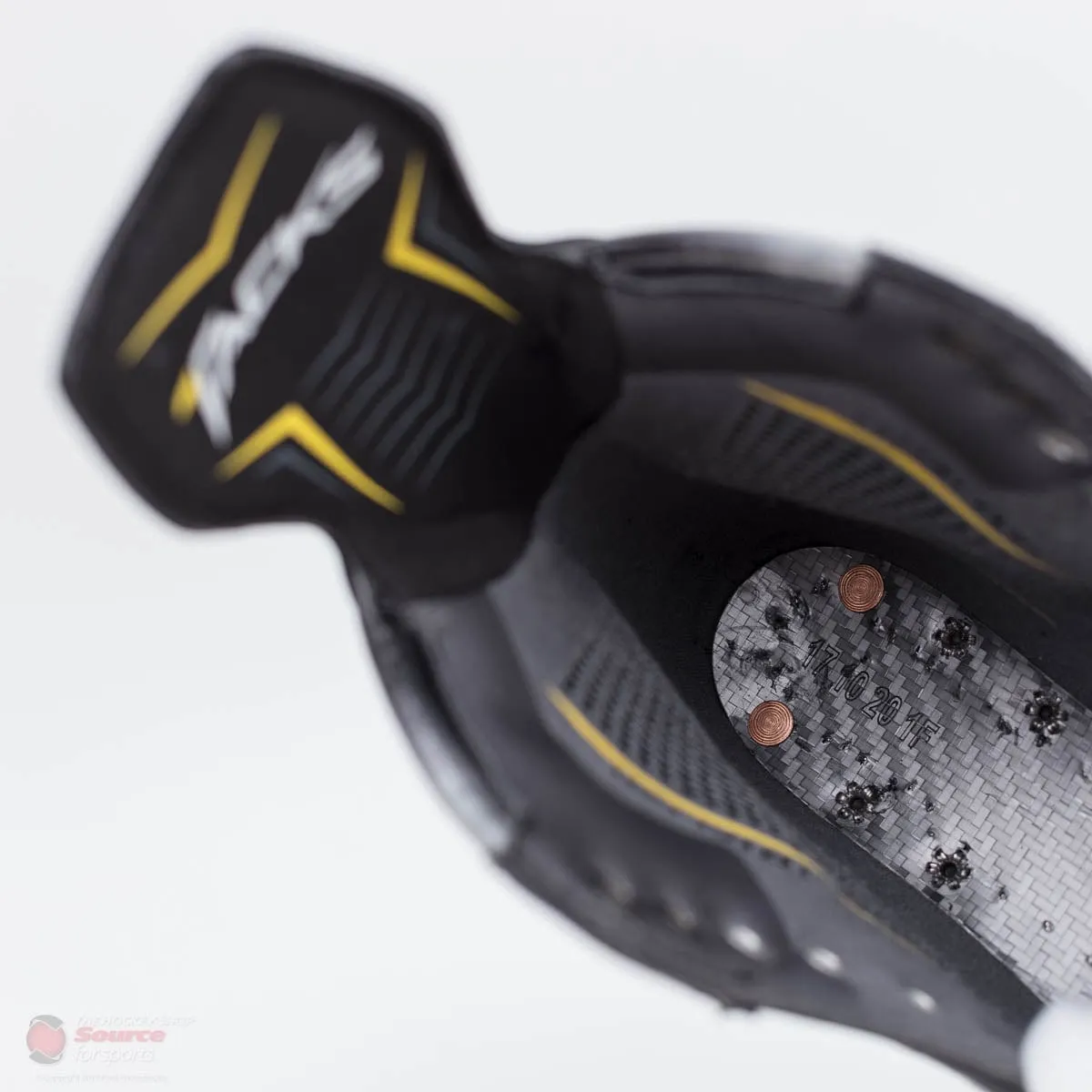 CCM Tacks 9090 Senior Hockey Skates