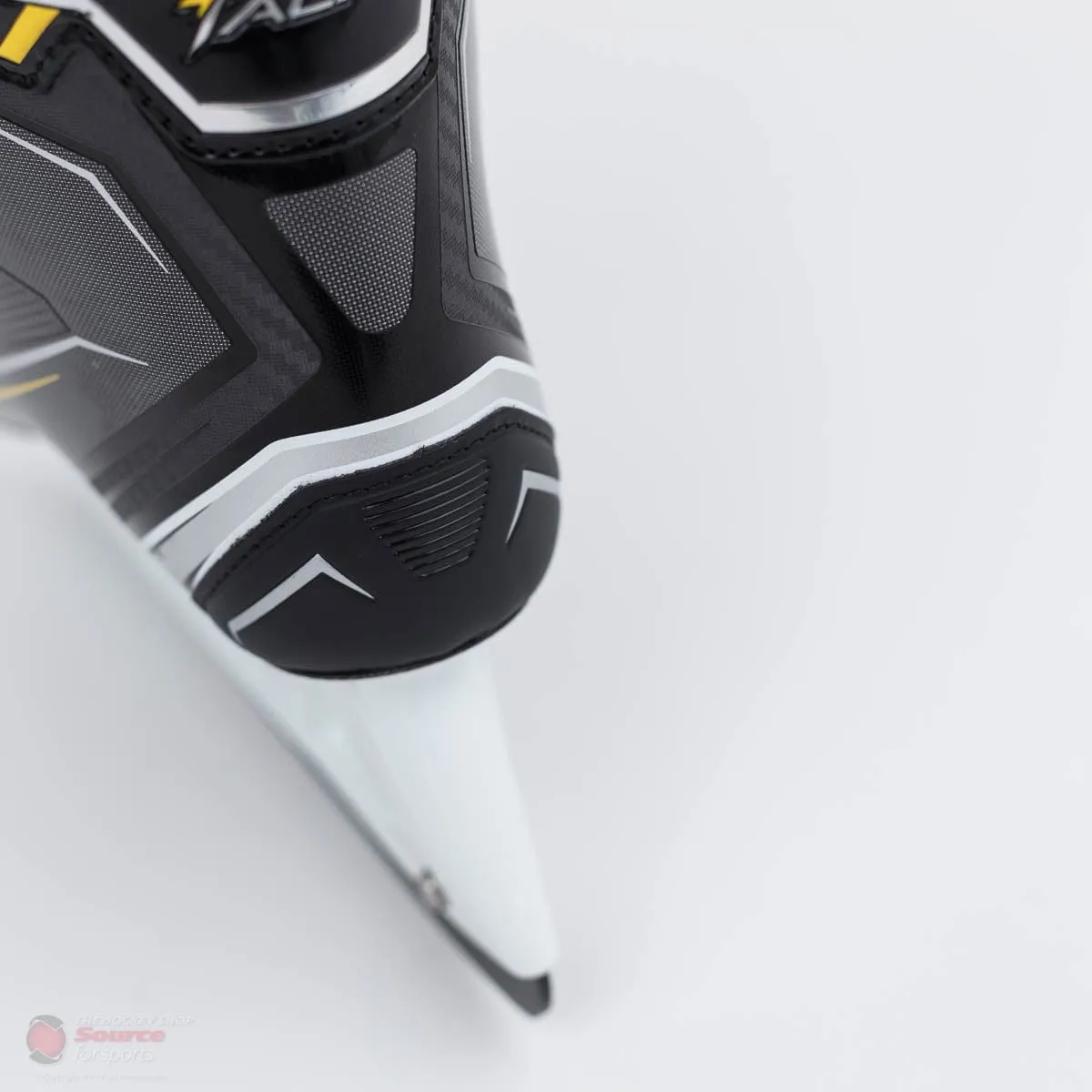 CCM Tacks 9090 Senior Hockey Skates