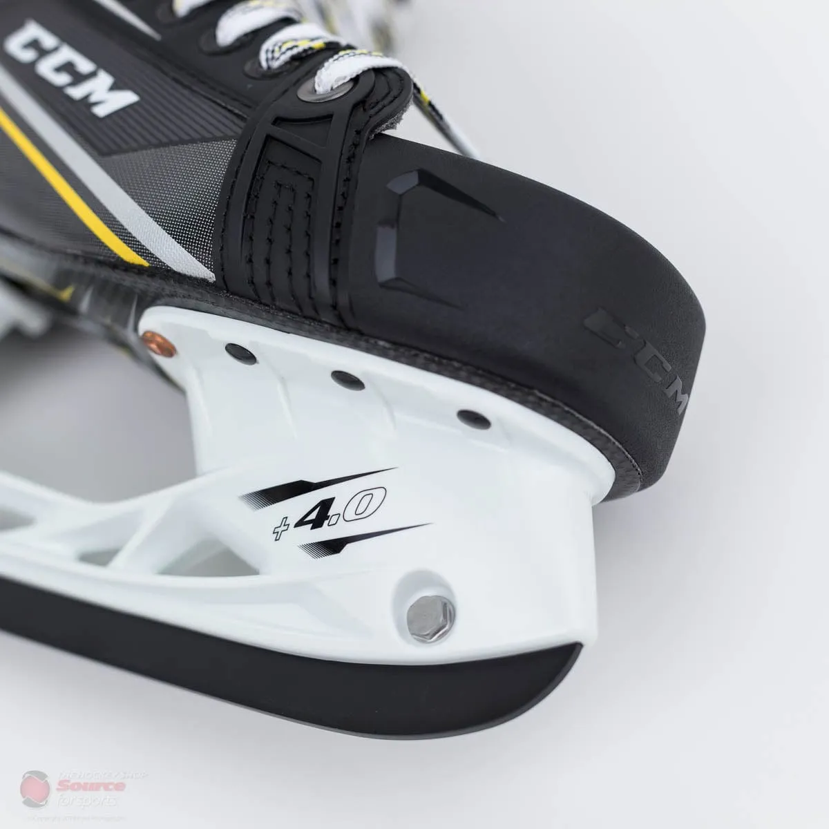CCM Tacks 9090 Senior Hockey Skates