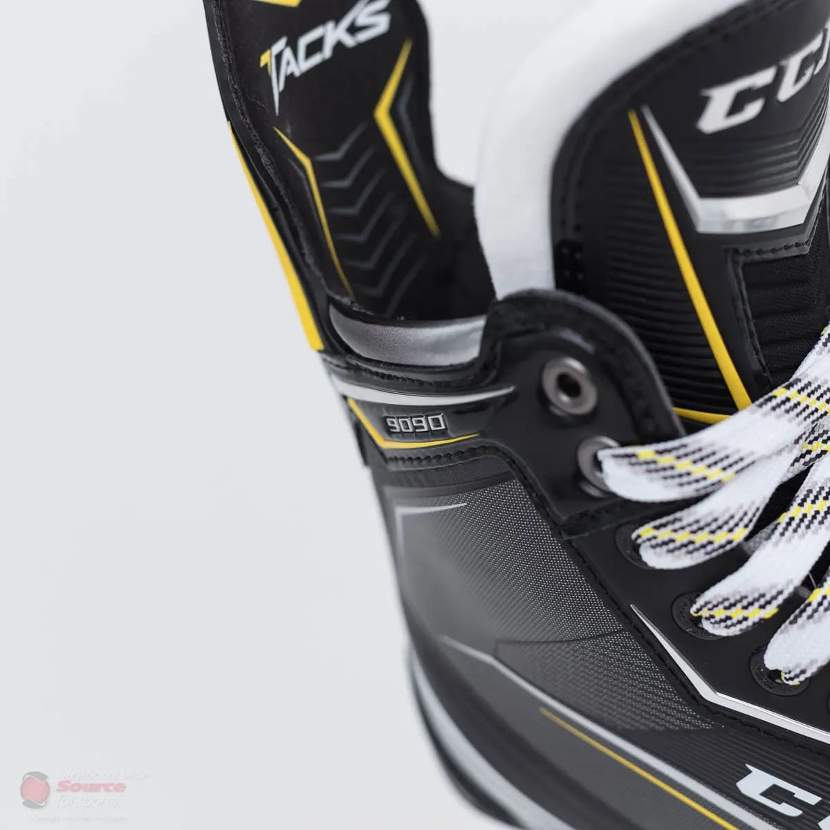 CCM Tacks 9090 Senior Hockey Skates