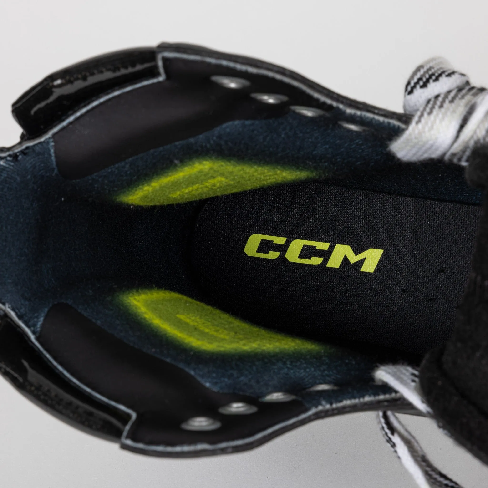 CCM Tacks XF70 Intermediate Hockey Skates