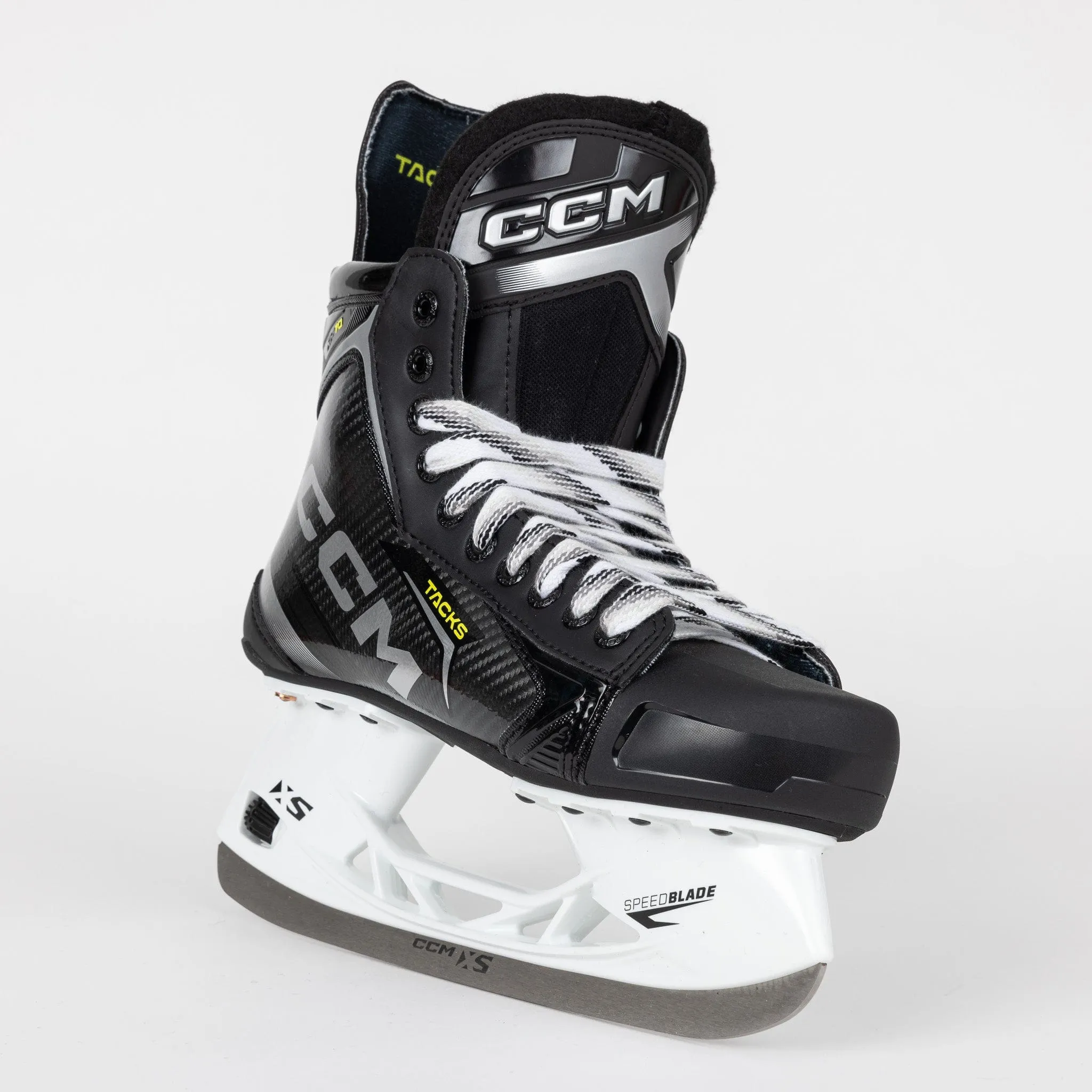 CCM Tacks XF70 Intermediate Hockey Skates