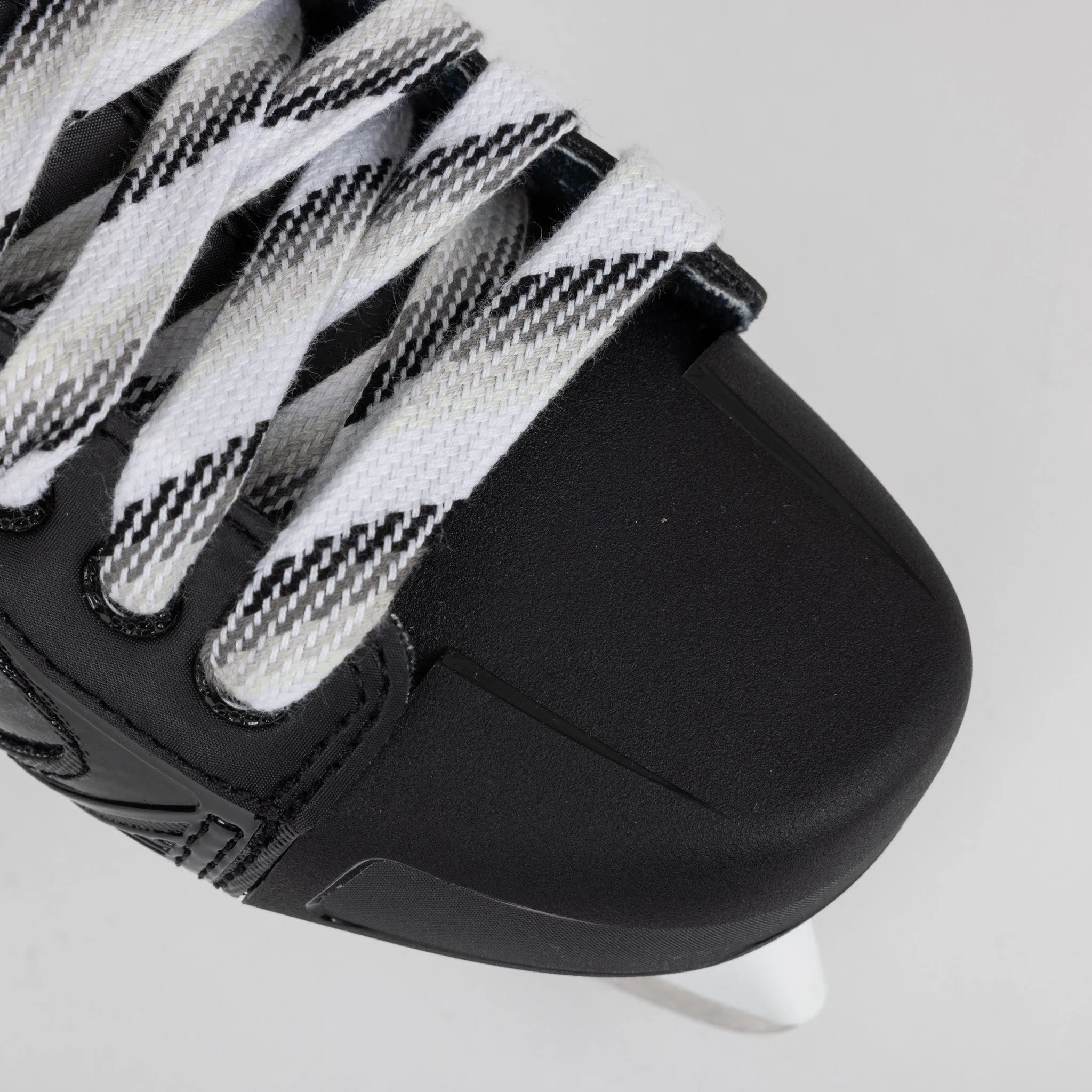 CCM Tacks XF70 Senior Hockey Skates