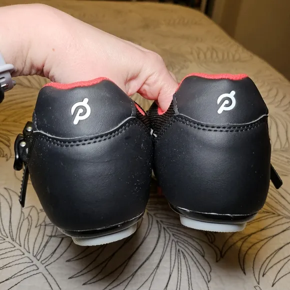 EUC Peloton Cycling Shoes PL-SH-B Men's EU 46 US Men’s 12 Black Red