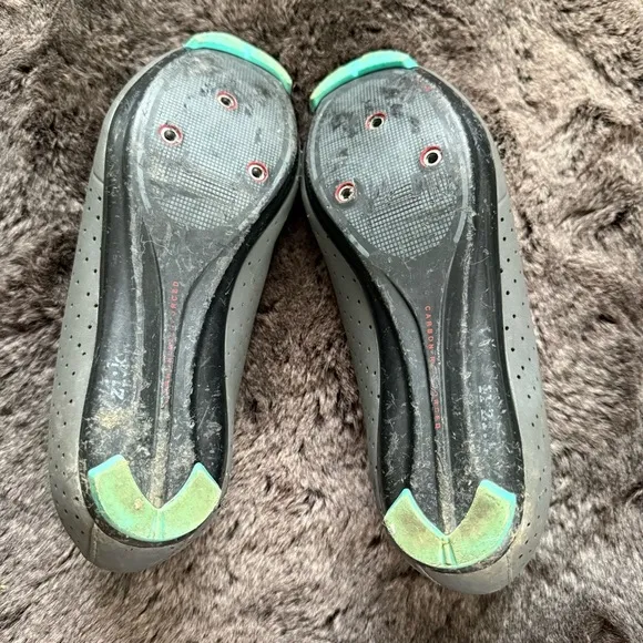 Fi'zi:k Women's Grey Green R5B Boa closure system Cycling Road Shoes 38 US 7.5