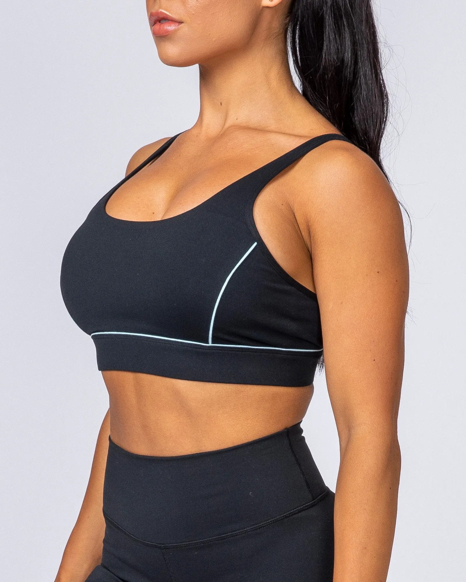 HIIT Bra - Black with Blue