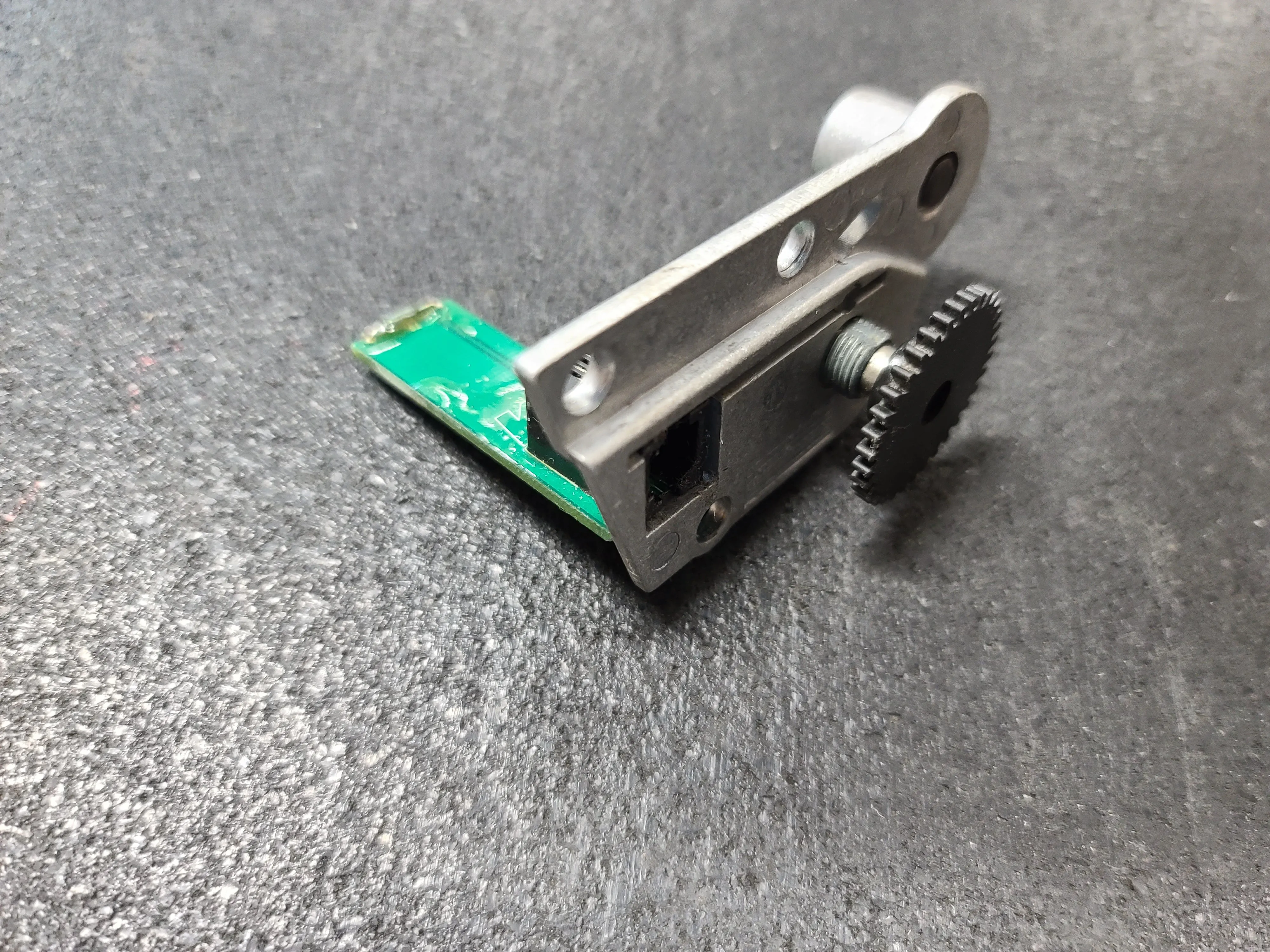 Keiser Fitness M3 Replacement CKD BRD Pickup - 550904