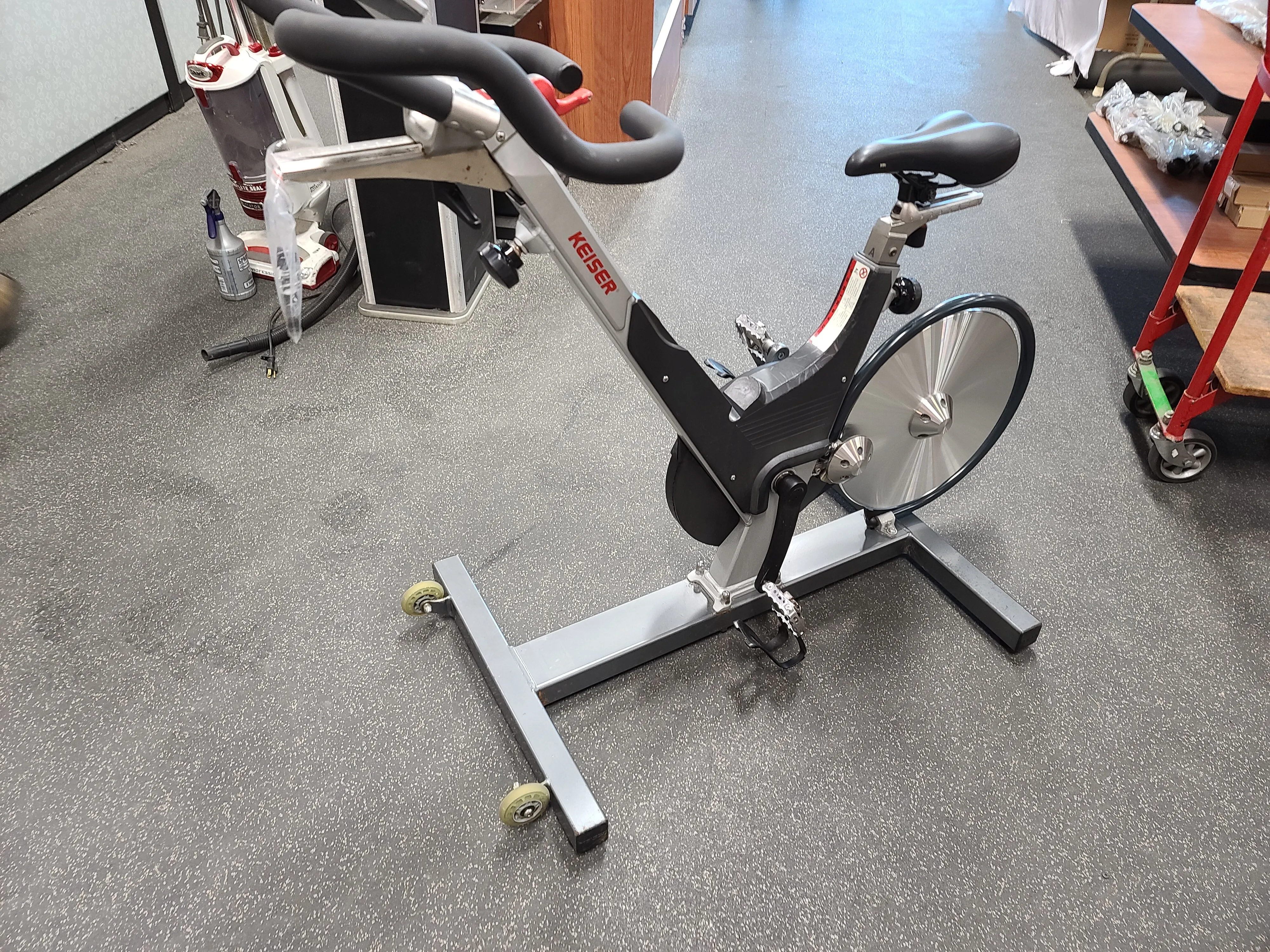 KEISER M3  PLUS INDOOR CYCLING BIKE W/BLUETOOTH