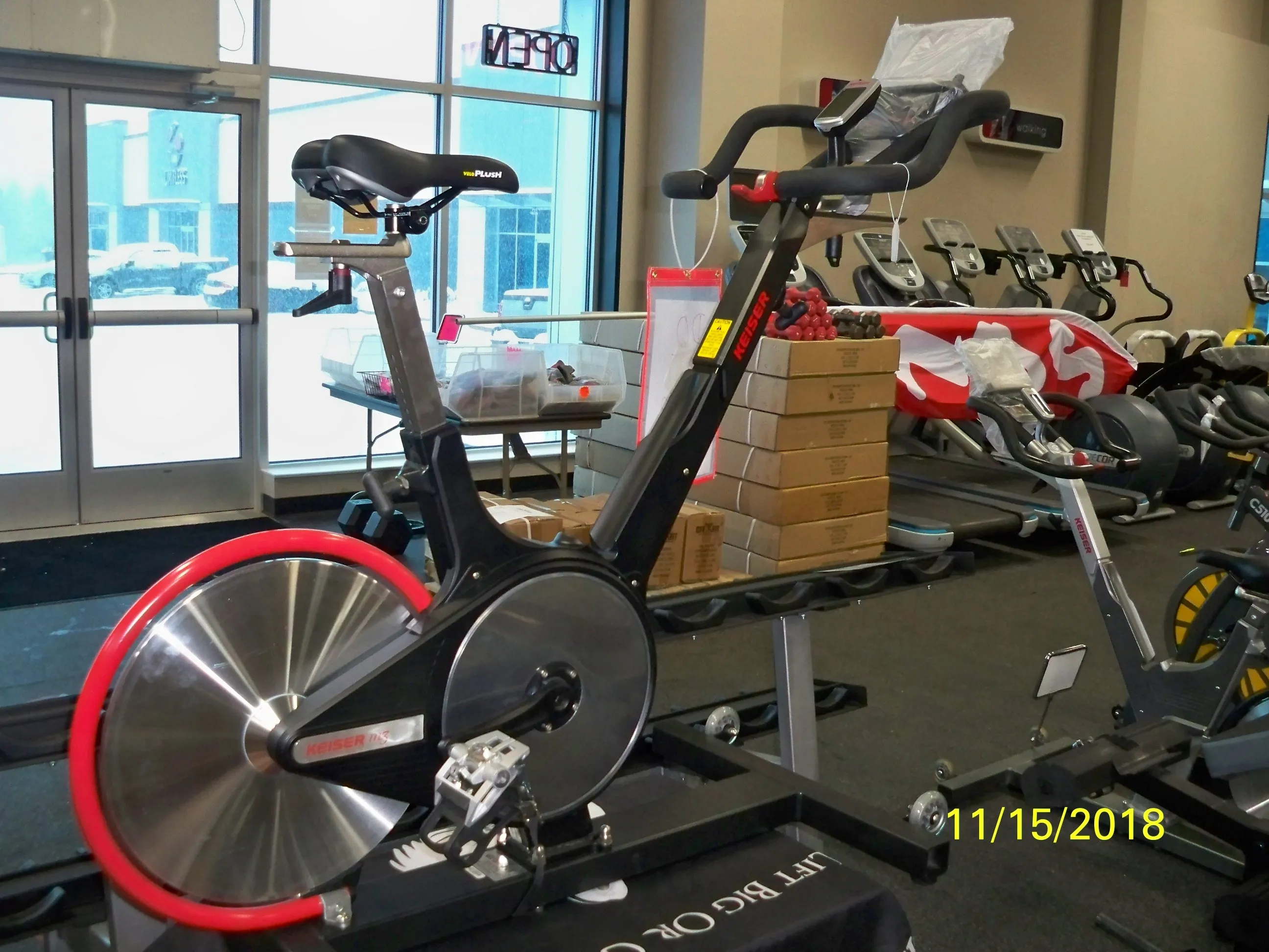 KEISER M3  PLUS INDOOR CYCLING BIKE W/BLUETOOTH
