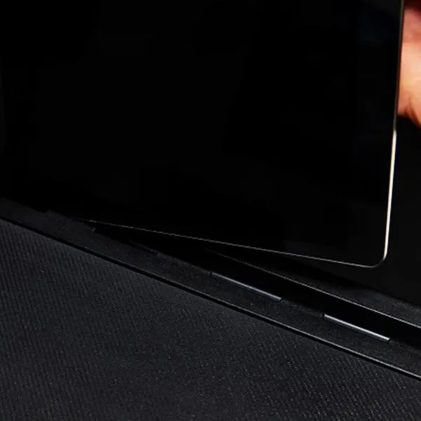 Leeze Boom Desk Outlet