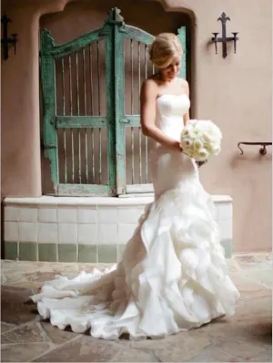 Mermaid Ruffles Satin Sweetheart Strapless Wedding Dresses Court Train Ball Gown
