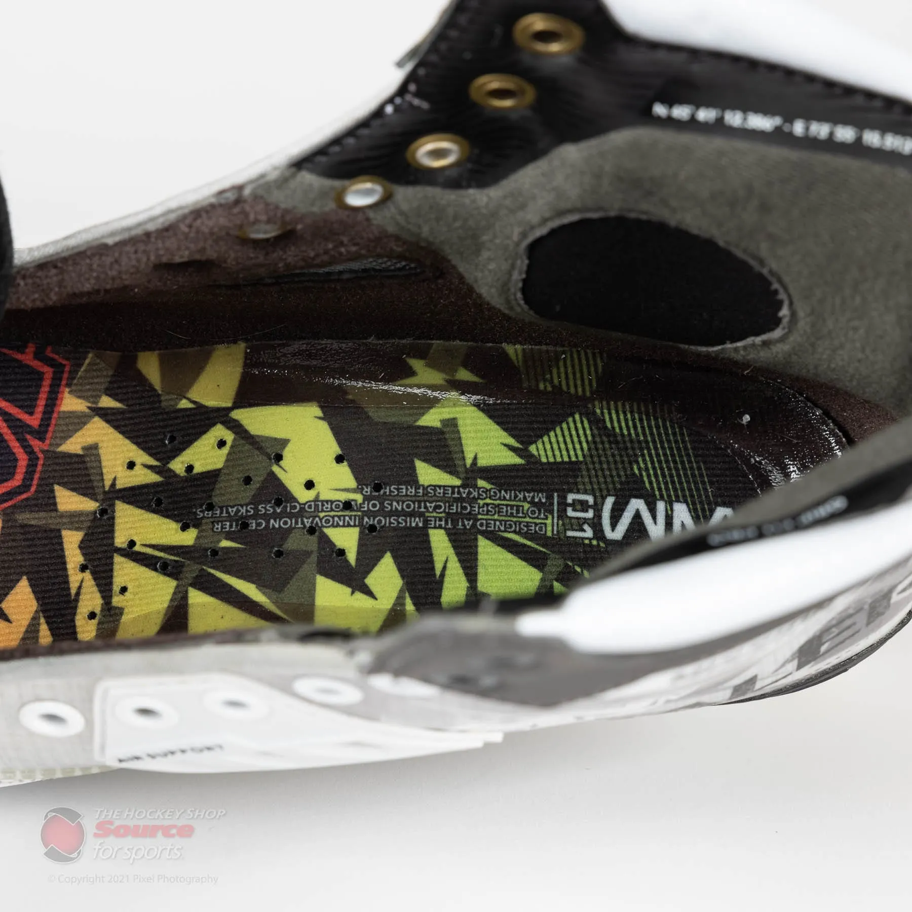 Mission Inhaler WM01 Senior Roller Hockey Skates