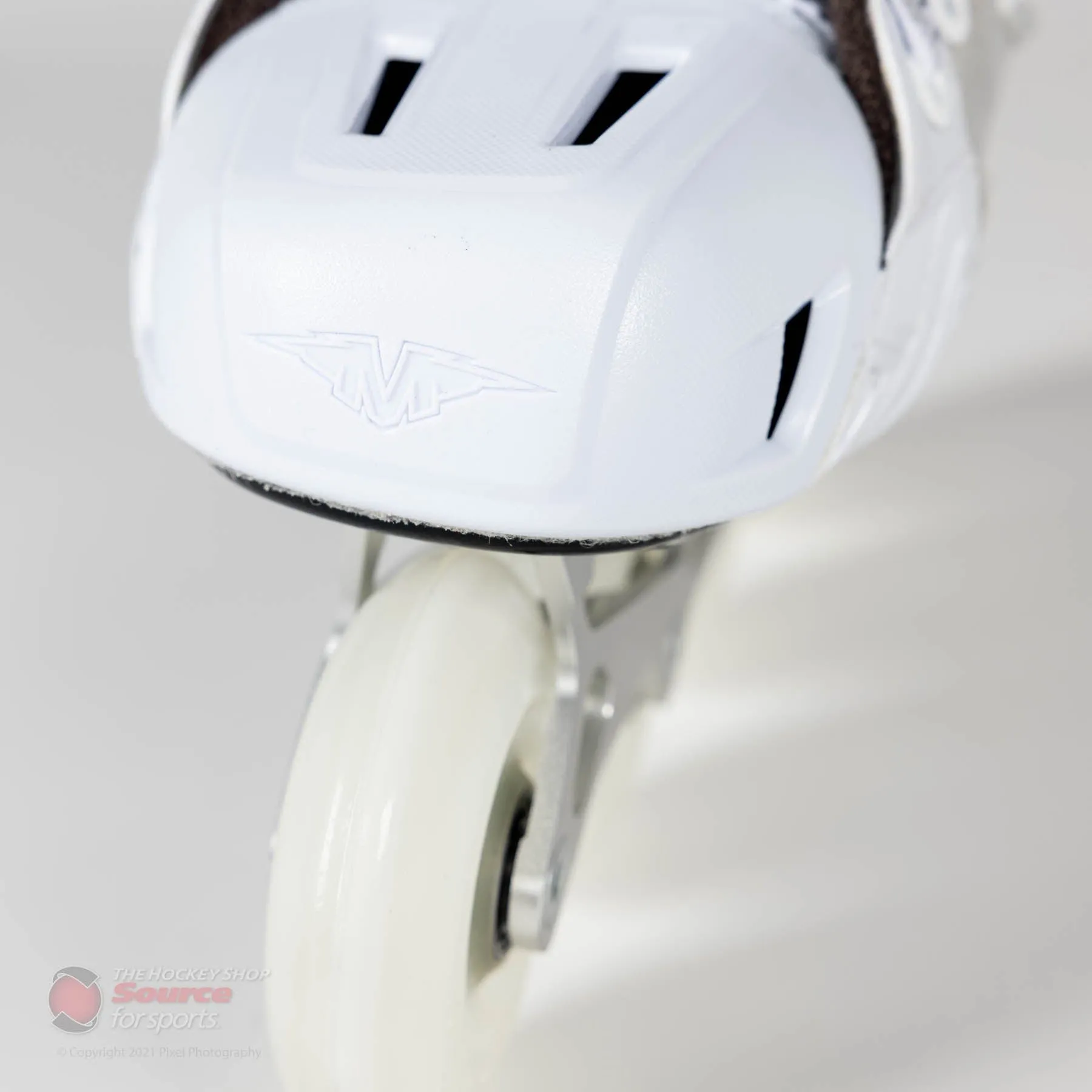 Mission Inhaler WM01 Senior Roller Hockey Skates
