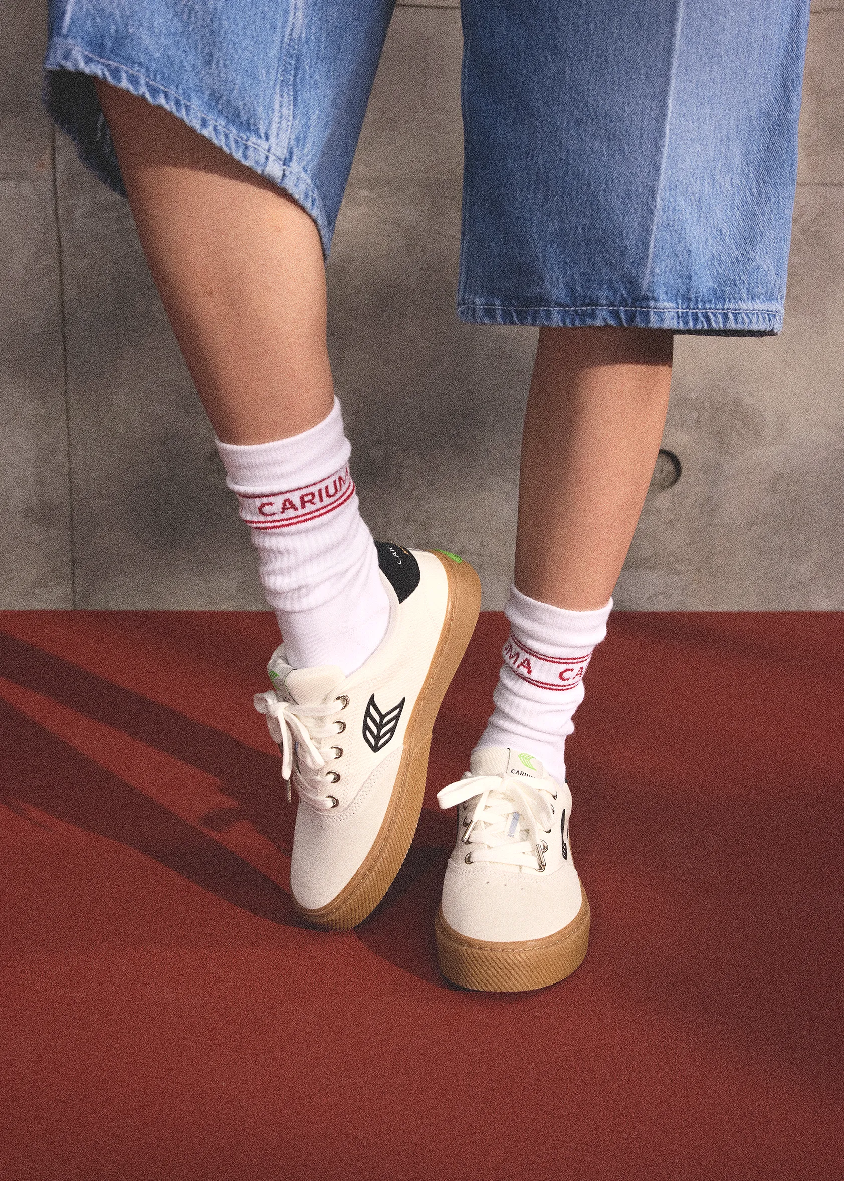 NAIOCA PRO Gum Vintage White Suede Off-White Canvas Black Logo Sneaker Women