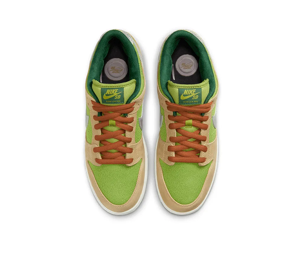 Nike SB Dunk Low Pro