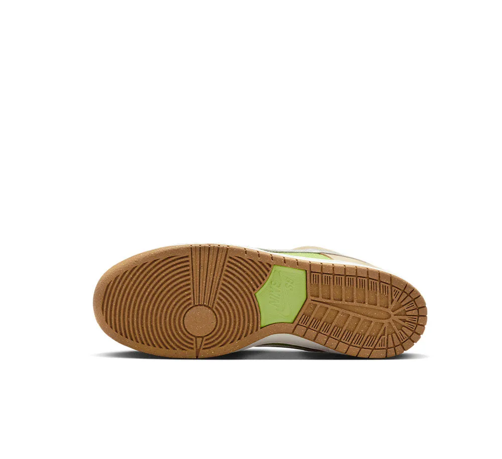 Nike SB Dunk Low Pro