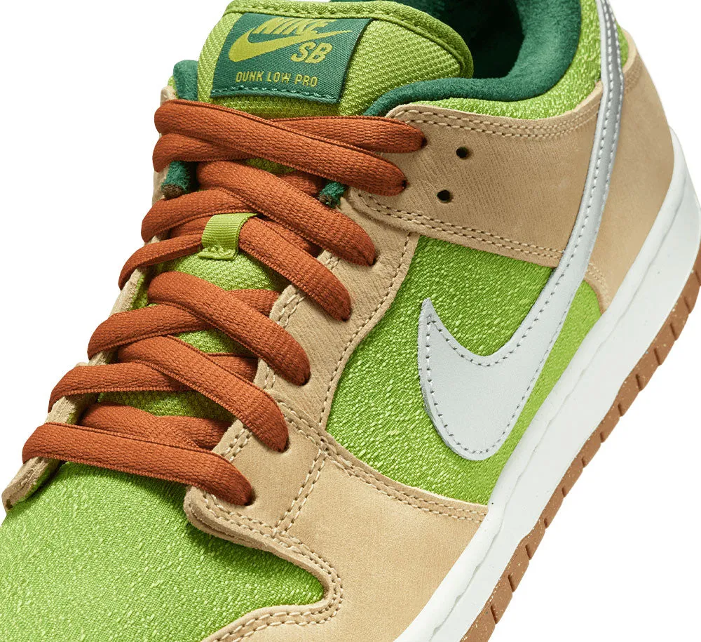 Nike SB Dunk Low Pro