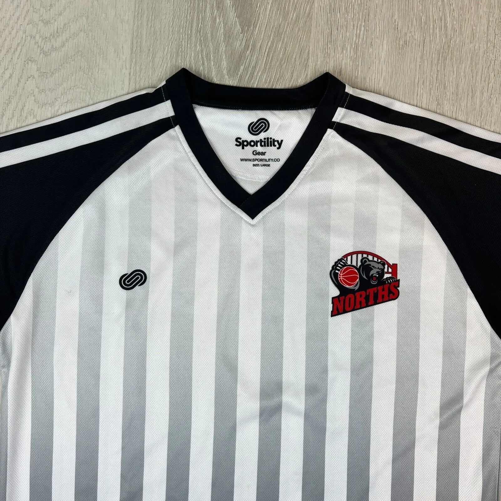 Norths Bears North Sydney Basketball T-Shirt Size Large
