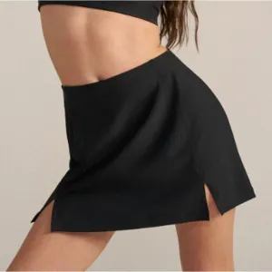 Outdoor Voices Black Warmup 2.5&quot; Skort Size L