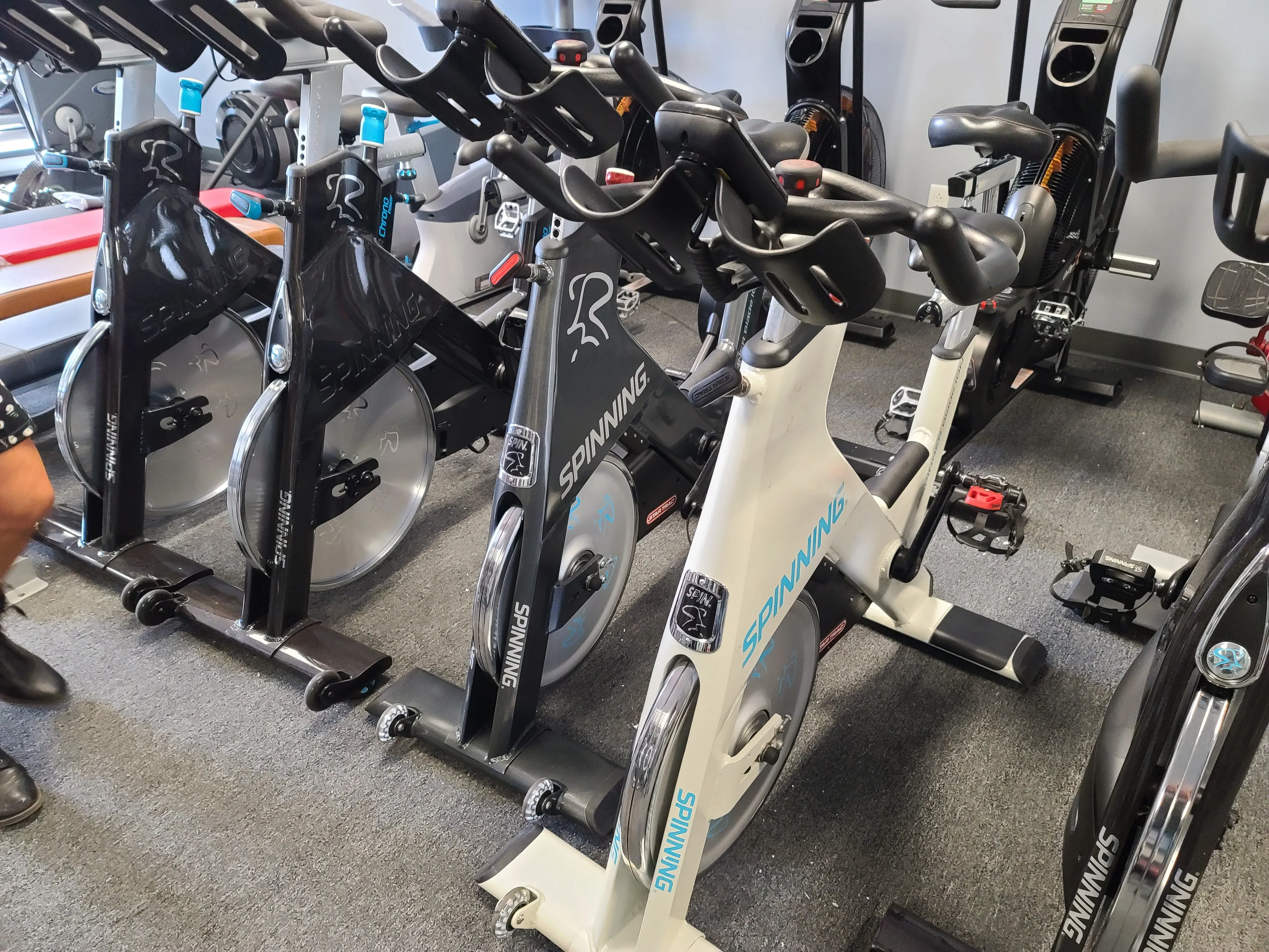 STAR TRAC BLADE SPINNER ION INDOOR CYCLING BIKE
