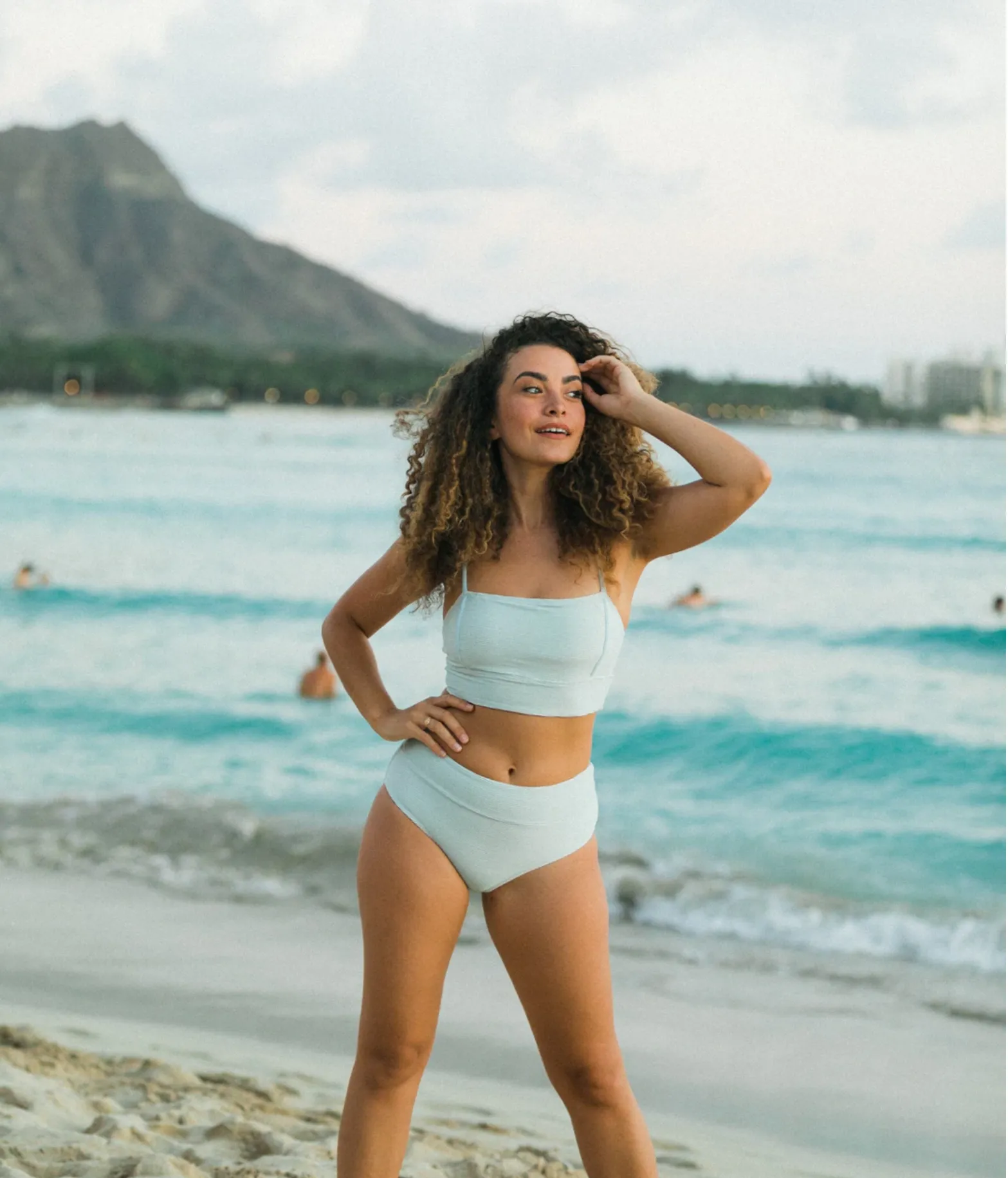 Textured Seafoam Surf Crop (L) - Final Sale