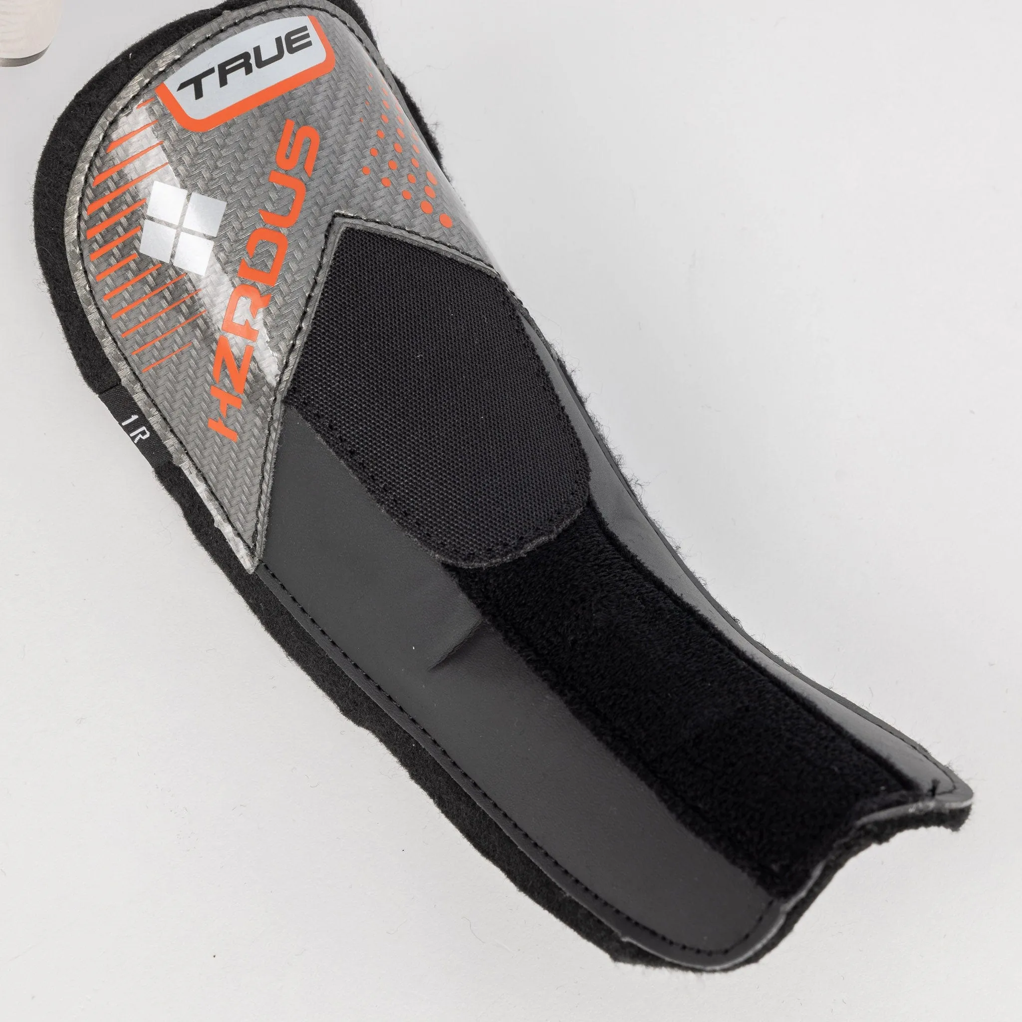 True HZRDUS 5X Intermediate Hockey Skates